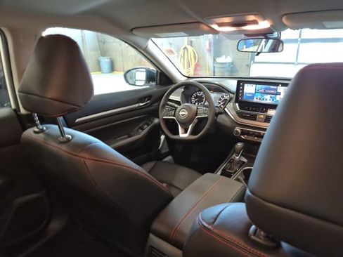 New 2026 Nissan Altima 2.5 SR FWD image 22