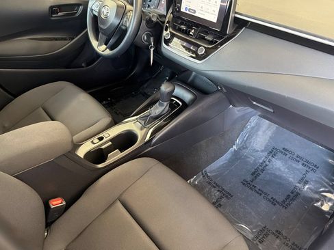 Certified 2025 Toyota Corolla LE FWD image 17