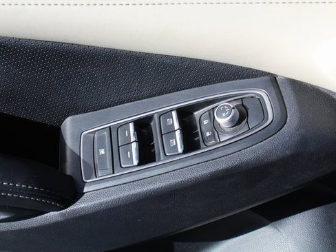 Used 2021 Subaru Ascent Limited w/ Technology Package image 48