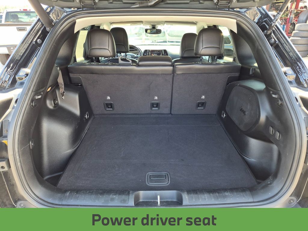 Used 2020 Jeep Cherokee Limited FWD image 28
