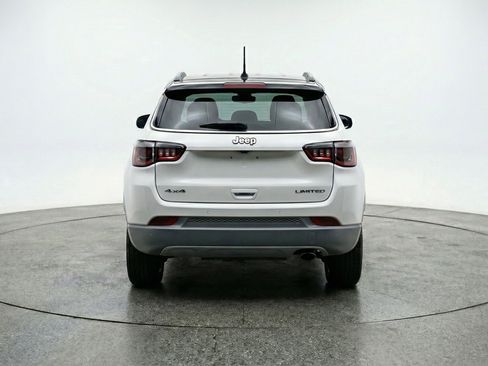 Used 2025 Jeep Compass Limited AWD/4WD image 7