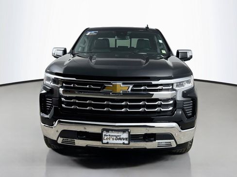 Used 2022 Chevrolet Silverado 1500 LTZ w/ LTZ Premium Package AWD/4WD image 8
