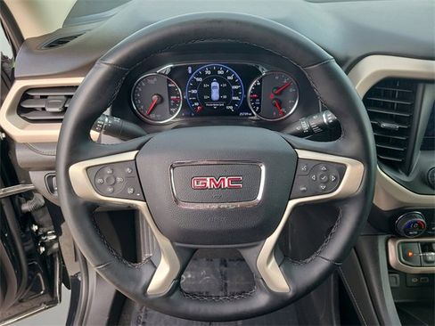 Used 2023 GMC Acadia Denali w/ Denali Technology Package image 29
