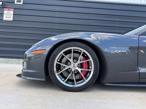 Used 2009 Chevrolet Corvette Z06 w/ Preferred Equipment Group RWD image 29