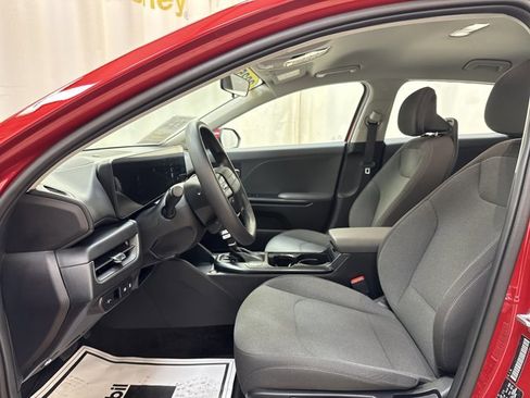 Certified 2025 Kia K4 LXS image 12