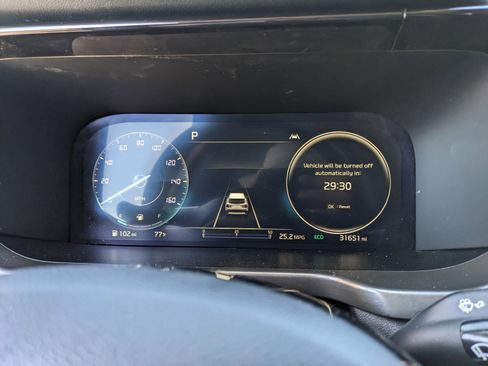 Used 2023 Kia Sorento SX image 32