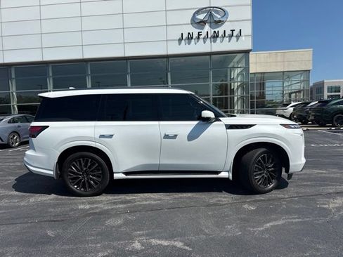 Used 2026 INFINITI QX80 Autograph w/ Premium Cargo Package AWD/4WD image 6