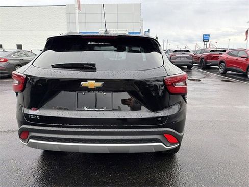 New 2026 Chevrolet Trax LT w/ Driver Confidence Package image 5