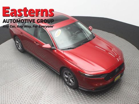 Used 2023 Honda Accord EX image 3