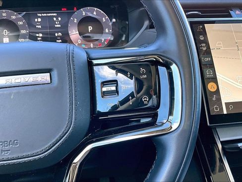 Used 2024 Land Rover Range Rover Velar S image 6