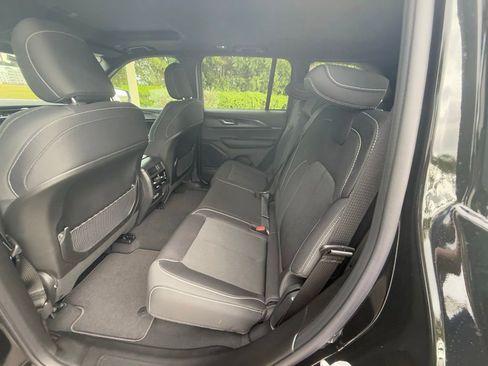 New 2025 Jeep Grand Cherokee Laredo X image 24