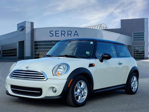 Used 2013 MINI Cooper Hardtop image 1