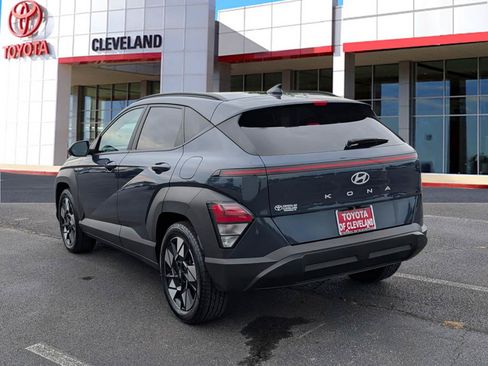 Used 2025 Hyundai Kona SEL FWD image 5