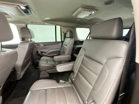Used 2019 GMC Yukon XL Denali w/ Denali Ultimate Package AWD/4WD image 9