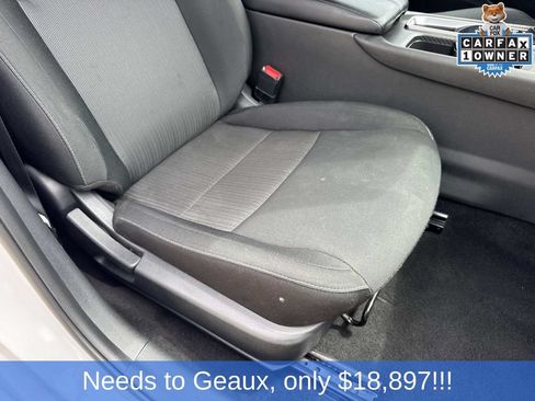 Used 2025 Nissan Sentra SV FWD image 26