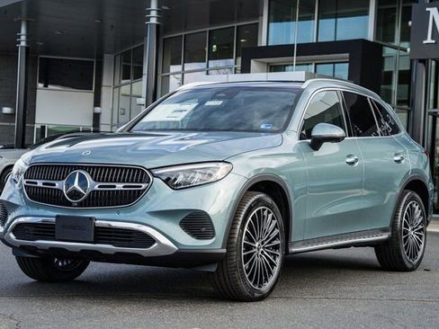 New 2026 Mercedes-Benz GLC 300 4MATIC image 3