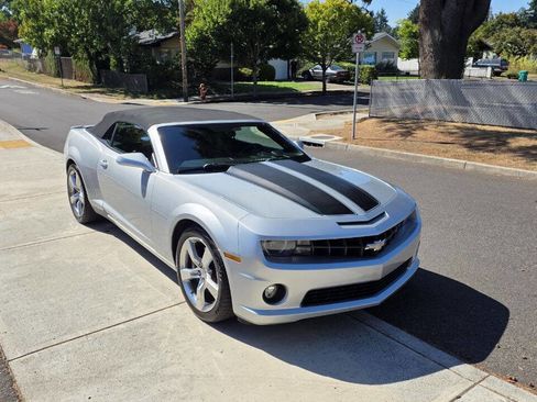 Used 2011 Chevrolet Camaro SS w/ RS Package image 3