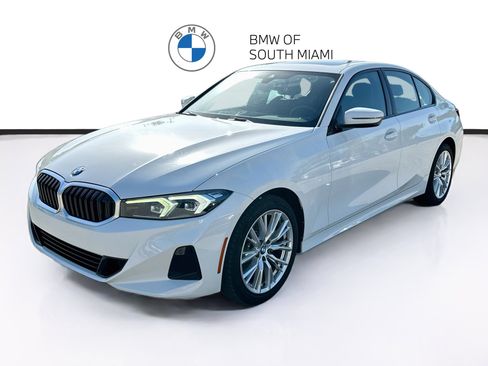 Certified 2023 BMW 330i Sedan RWD image 3