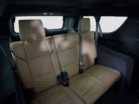 Used 2023 Cadillac Escalade ESV Sport w/ Touring Package RWD image 28