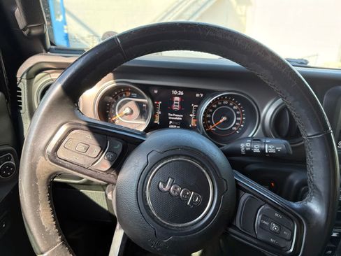 Used 2018 Jeep Wrangler Sport AWD/4WD image 24