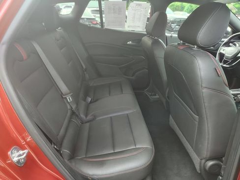 Certified 2024 Chevrolet Trax RS w/ Driver Confidence Package FWD image 17
