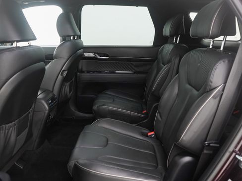 Used 2024 Hyundai Palisade Calligraphy image 16