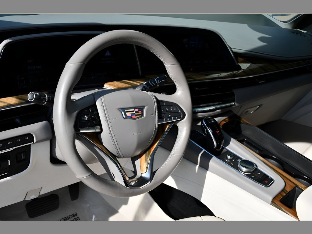 Used 2021 Cadillac Escalade Sport Platinum AWD/4WD image 13