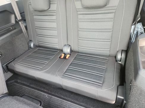 Used 2024 Volkswagen Tiguan S FWD image 33