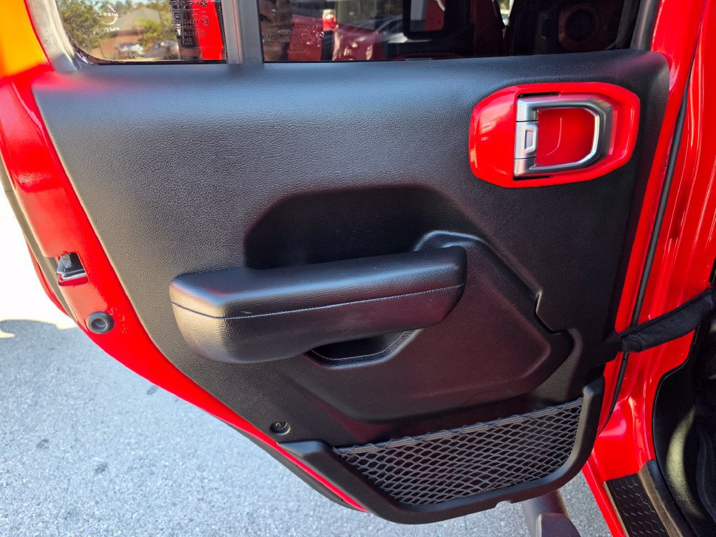 Used 2021 Jeep Gladiator Sport AWD/4WD image 40