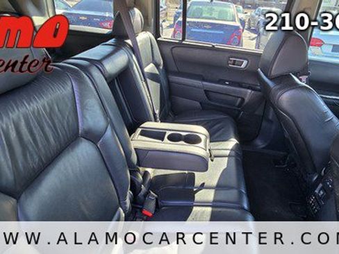 Used 2011 Honda Pilot Touring image 24