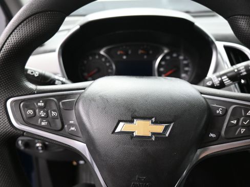 Used 2022 Chevrolet Equinox LS w/ LS Convenience Package FWD image 16
