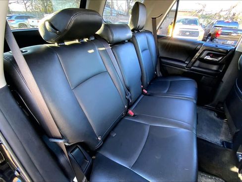 Used 2021 Toyota 4Runner TRD Off-Road AWD/4WD image 19