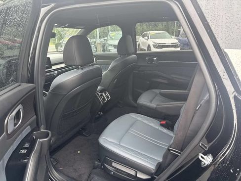 Certified 2025 Kia Sorento SX Prestige AWD/4WD image 5