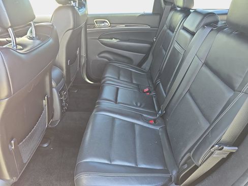 Used 2015 Jeep Grand Cherokee Overland AWD/4WD image 19