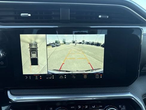 Used 2024 GMC Sierra 1500 Denali w/ Denali Reserve Package AWD/4WD image 17
