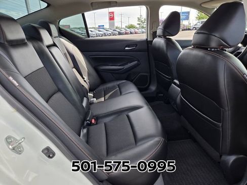 Used 2021 Nissan Altima 2.5 SR w/ SR Premium Package FWD image 16