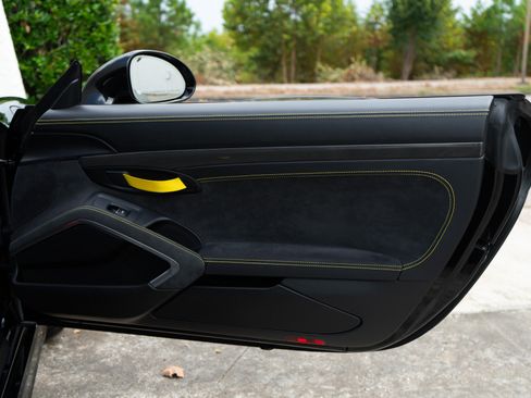 Used 2016 Porsche Cayman GT4 RWD image 31