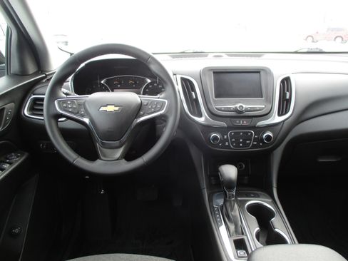 Used 2023 Chevrolet Equinox LT image 14