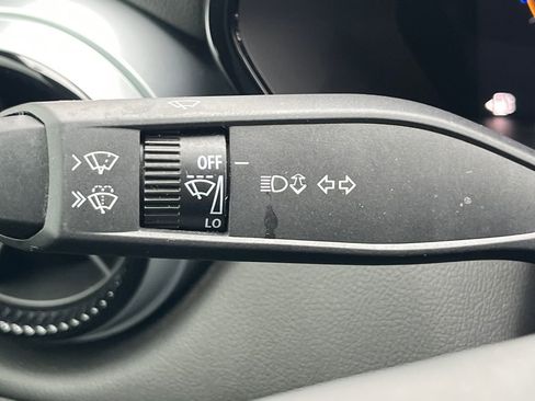 Used 2024 Chevrolet Colorado LT w/ LT Convenience Package image 12