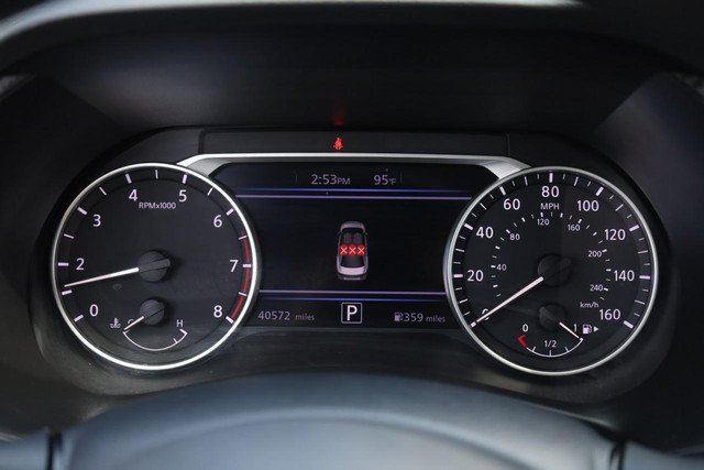 Certified 2025 Nissan Sentra SV FWD image 9