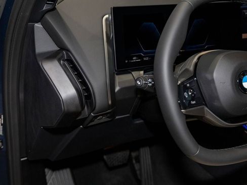 Used 2026 BMW X3 xDrive30 w/ Premium Package image 14