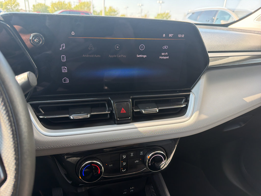 Used 2025 Chevrolet TrailBlazer LT AWD/4WD image 19