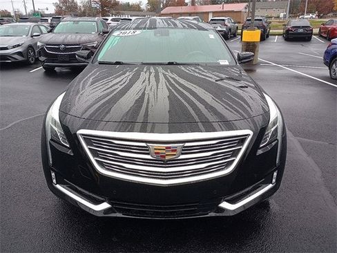 Used 2018 Cadillac CT6 Platinum image 2