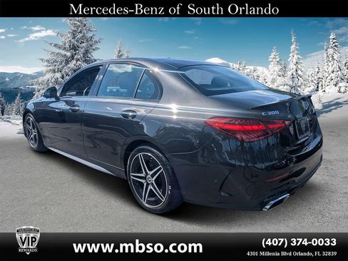 Certified 2022 Mercedes-Benz C 300 4MATIC Sedan w/ AMG Line w/ Night Package image 18