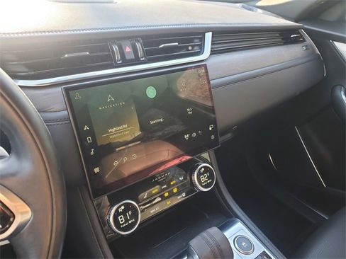 Used 2021 Jaguar F-PACE S image 26