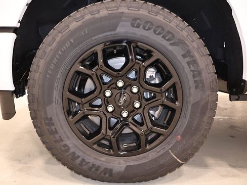 New 2026 Ford F150 XLT w/ Equipment Group 302A MID AWD/4WD image 35