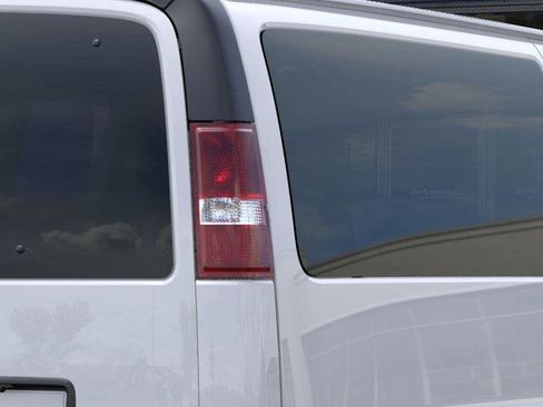 New 2025 Chevrolet Express 3500 LS RWD image 11