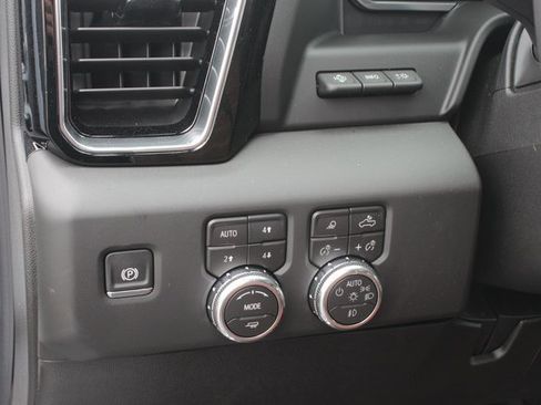 New 2026 GMC Sierra 3500 Denali Ultimate image 25