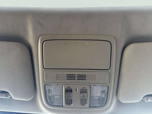 Used 2019 Honda CR-V EX image 32