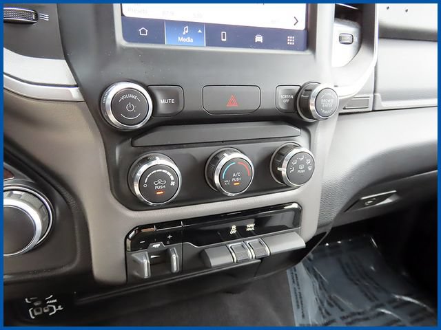 Used 2024 RAM 2500 Big Horn AWD/4WD image 20